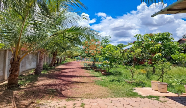 5 Bedrooms Villa for Sale with Swimming Pool in Siem Reap